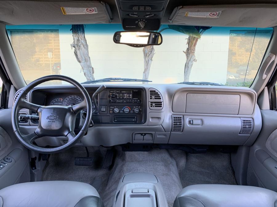 Торпедо Chevrolet Tahoe Limited (GMT840) 2000 года  (фото 105 из 233)